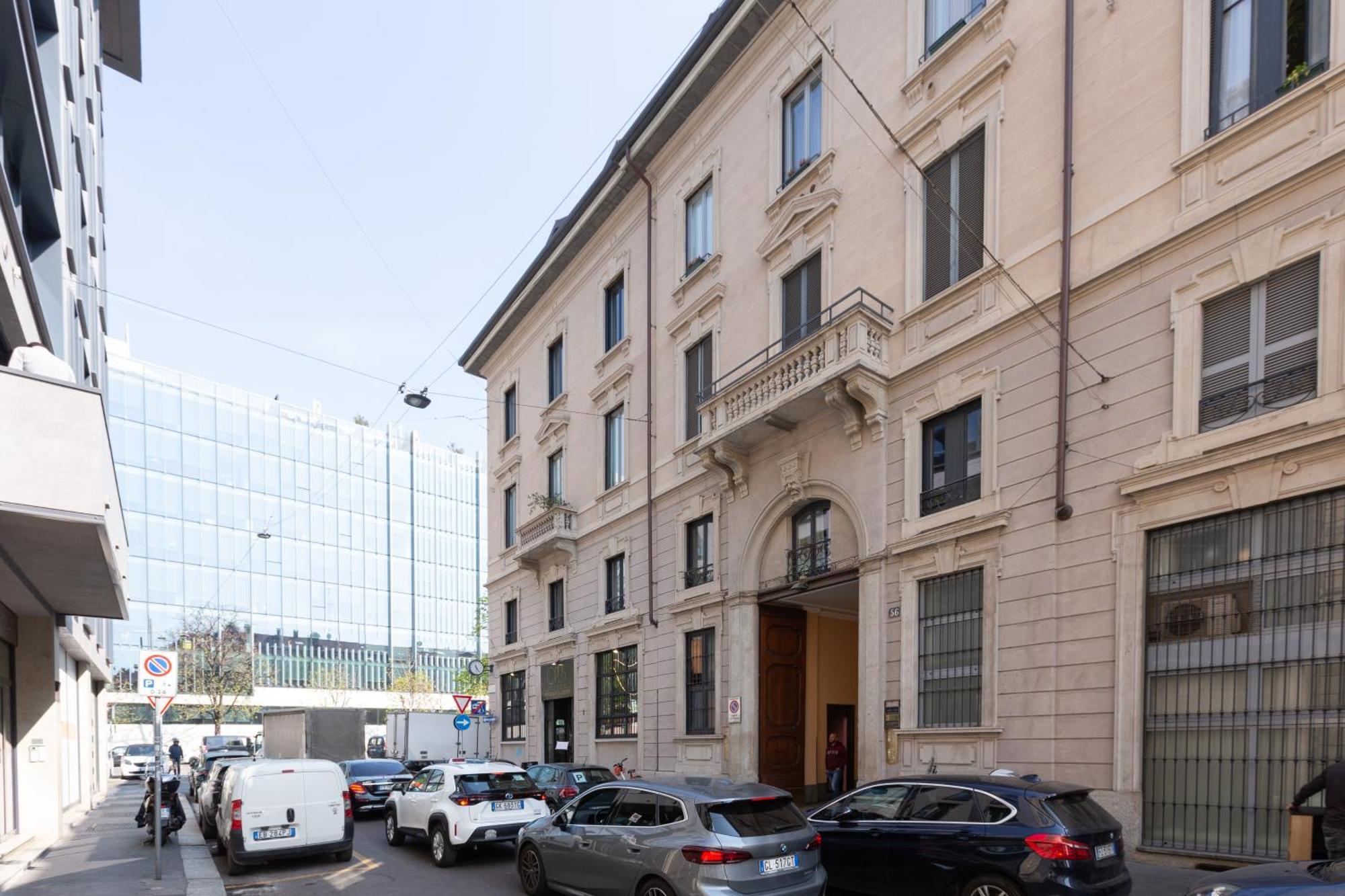 Porta Garibaldi Antique Charm Apartment Milan Bagian luar foto